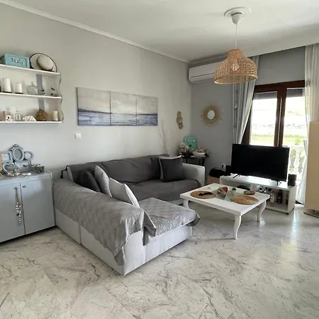 J&j Seaview Apartment