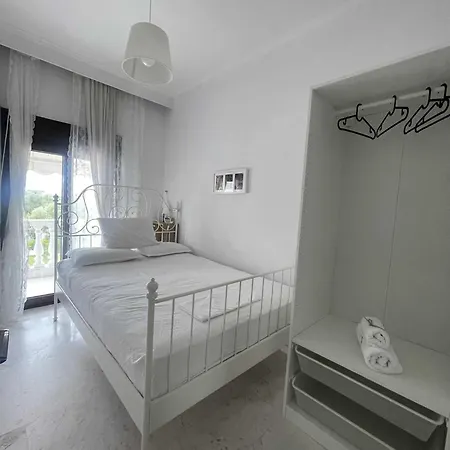 J&j Seaview Ofrínion